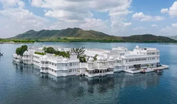 lake-palace-udaipur